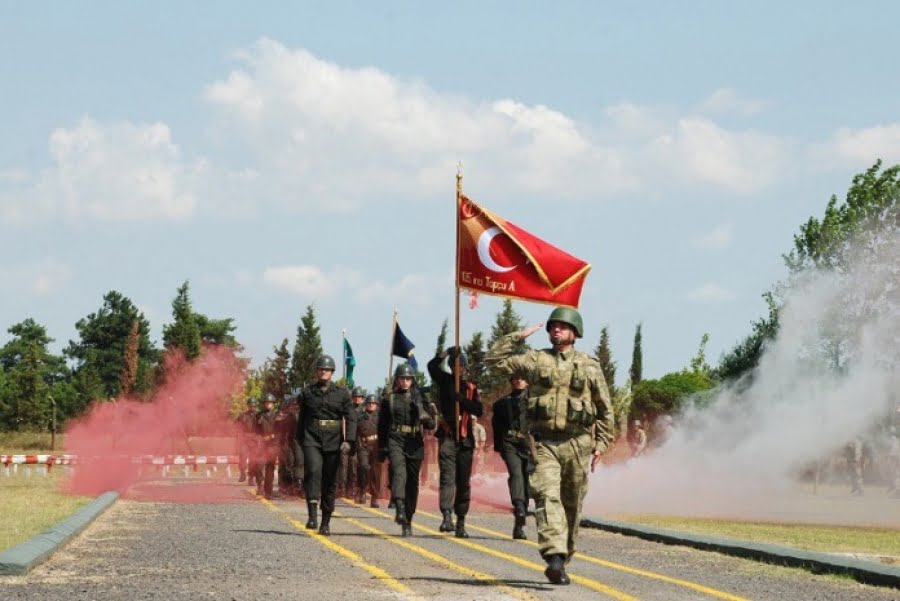 Η Τουρκία συνεχίζει να χτίζει απτόητη στρατιωτική βάση στο Κατάρ