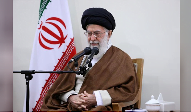 Ο Τραμπ θα αποτύχει απέναντι στο Ιράν, όπως ο “εξυπνότερος” Ρήγκαν: Χαμενεΐ