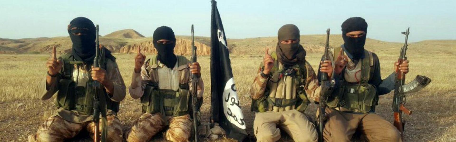 H Toυρκία Στρατολογεί Ισλαμιστές Τρομοκράτες του ΙΚ για την Επίθεση Εναντίον των Κούρδων