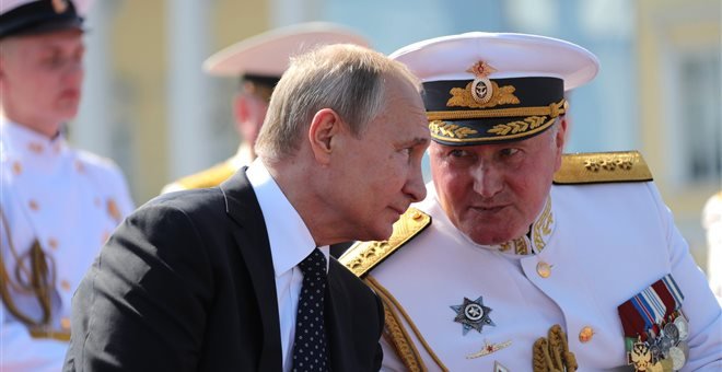 Πούτιν: Το ρωσικό Ναυτικό θα ενισχυθεί με 26 πλοία το 2018