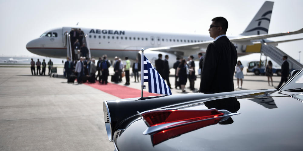 Ο Τσίπρας φοβάται τους πολίτες και δεν πάει Θεσσαλονίκη – Θα μείνει στο αεροδρόμιο, περιφρουρημένος από τα ΜΑΤ, που θα διέλυε
