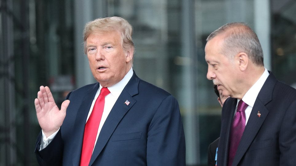 Ο Ερντογάν αγνοεί το τελεσίγραφο Τραμπ: Εμείς γονατίζουμε μόνο στον Θεό