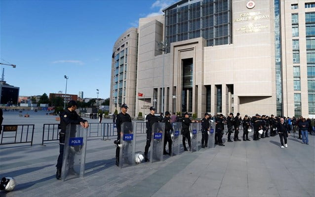 Τουρκία: Στο εδώλιο Γερμανός κουρδικής καταγωγής για τρομοκρατική προπαγάνδα υπέρ του ΡΚΚ