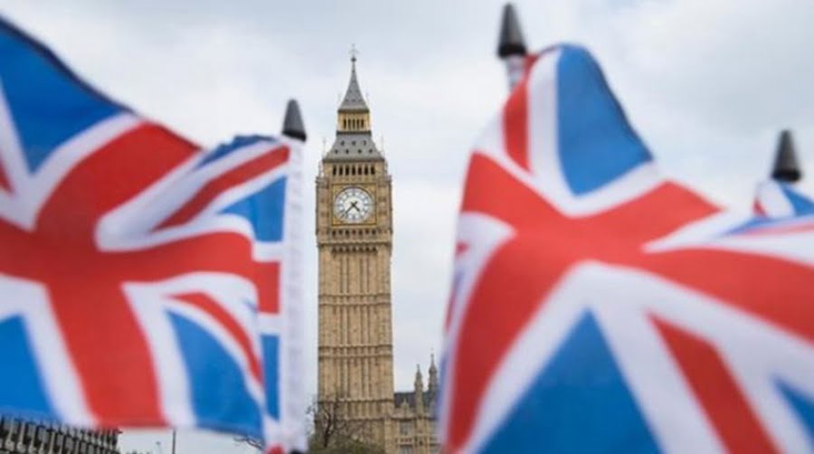 Βρετανία και ΕΕ κατέληξαν στη διακήρυξη του Brexit – May: Η καλύτερη δυνατή συμφωνία για τη χώρα – «Αγκάθι» το Γιβραλτάρ