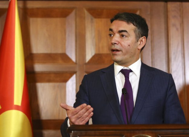 Πού θα κρυφτείτε ωρέ ξεφτιλισμένοι πολιτικοί; Η προδοσία σας αποκαλύπτεται – Ν. Ντιμιτρόφ: «Είμαστε Μακεδόνες, μέλη του Μακεδονικού λαού – Το αναγνωρίζει η Συμφωνία των Πρεσπών»