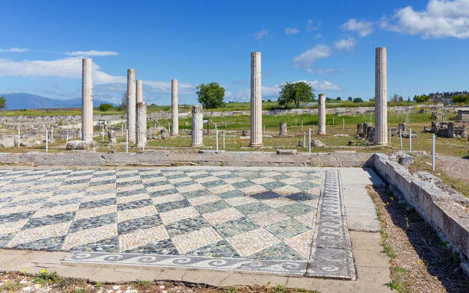 Αναστηλώνεται τμήμα του ανακτόρου της Αρχαίας Πέλλας όπου γεννήθηκε ο Μέγας Αλέξανδρος