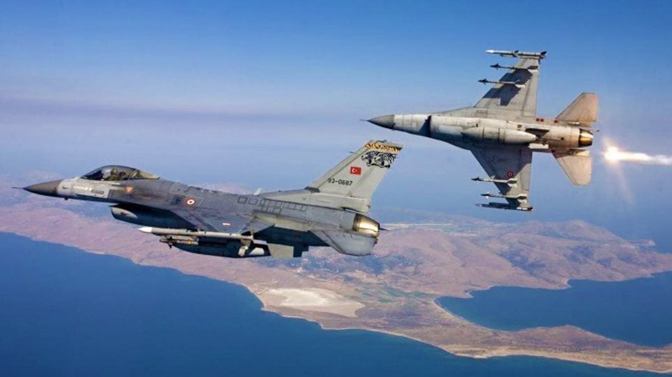 Συναγερμός! Δύο τουρκικά F-16 πέταξαν πάνω από την Κίναρο στα Δωδεκάνησα