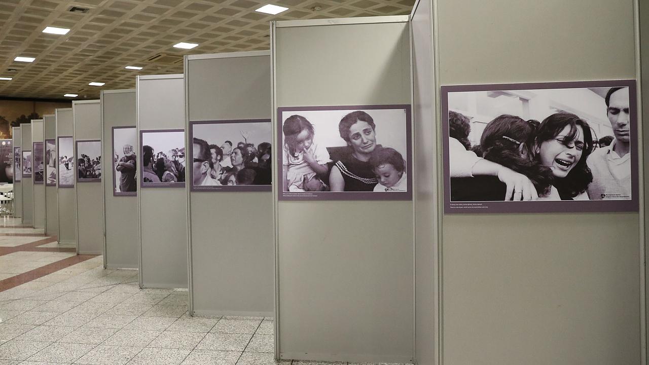 «Κύπρος: 45 χρόνια Κατοχής» : Μια έκθεση φωτογραφίας στο Μετρό της Αθήνας