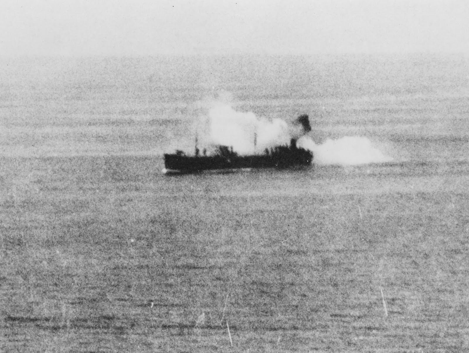 H ημέρα που οι Αμερικανοί βομβάρδισαν ένα… σοβιετικό πλοίο
