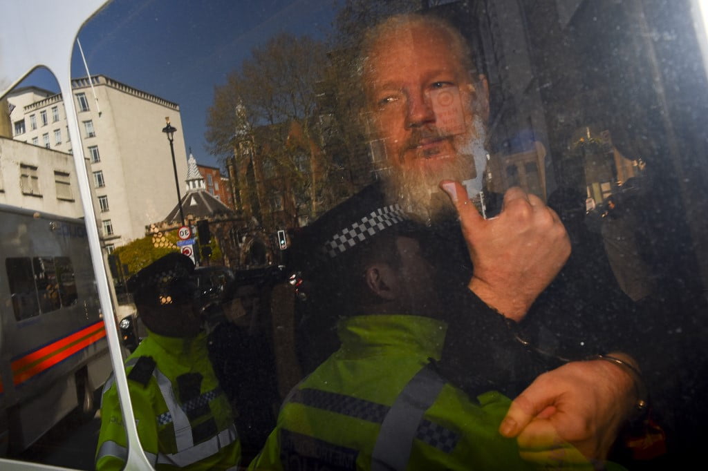 Νέοι μάρτυρες εξετάζονται για την υπόθεση του ιδρυτή του WikiLeaks