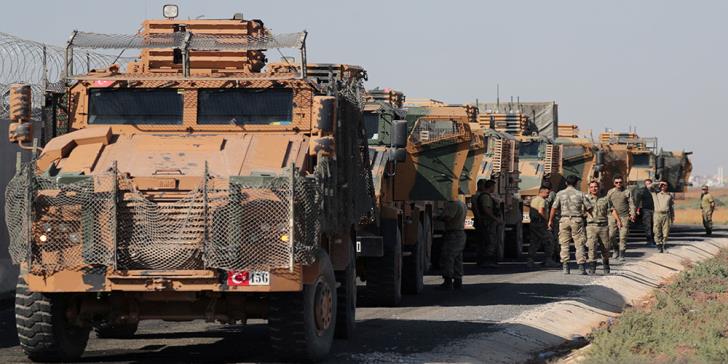 Την κουρδική πόλη Σερεκάνιγιε στη Β. Συρία δηλώνει ότι κατέλαβε ο τουρκικός στρατός