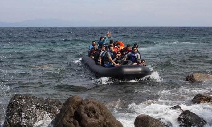 Μεταναστευτικό: Αμείωτες οι ροές στα νησιά – Νέες διασώσεις, μία σύλληψη διακινητή