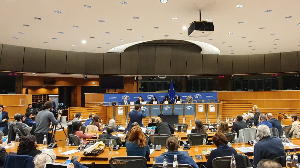 Συνεδρίαση στο Ευρωκοινοβούλιο για τη Ροζάβα (ΒΑ Συρία): Σταματήστε τα εγκλήματα πολέμου της Τουρκίας και του ISIS