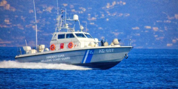 Καλόλιμνος: Ελληνας ψαράς κατήγγειλε παρενόχληση από τουρκικό σκάφος (vid)