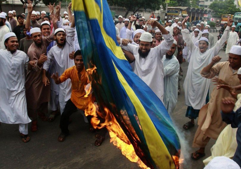 Στη Σουηδία έχει ξεσπάσει πόλεμος