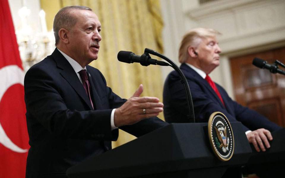 Αμεση ανάλυση: Η παρέμβαση Τραμπ στον Ερντογάν υπέρ της Χάγης