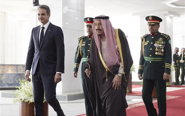 Συνάντηση Μητσοτάκη -Βασιλιά Σ. Αραβίας Σαλμάν μπιν Αμπντουλαζίζ Αλ Σαούντ: Κοινή αντίληψη σε περιφερειακά ζητήματα