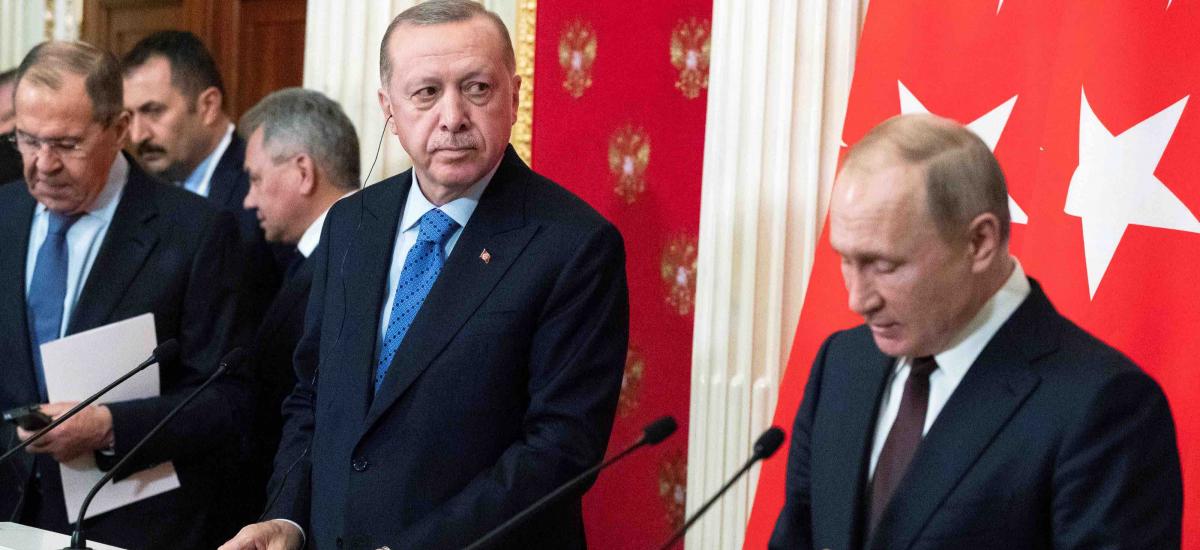 Η εξωτερική πολιτική της Τουρκίας εκτός ελέγχου από τα πολλά ζιγκ ζαγκ