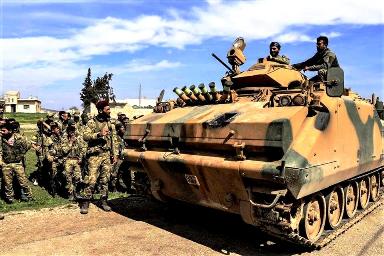 Τουρκικά τεθωρακισμένα οχήματα ACV-15 που χτυπήθηκαν από το μπροστινό μέρος και τρυπήθηκαν διαμήκως από αντιαρματικά βλήματα Kornet