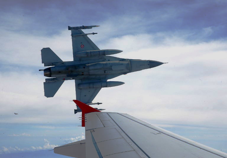 The Times: Τουρκικά F-16 χτύπησαν τις δυνάμεις του Χαφτάρ στη Λιβύη