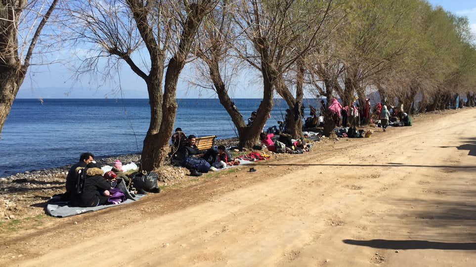 Η επίθεση της Τουρκίας συνεχίζεται με “εργαλεία” και θύματα μετανάστες – Μετανάστες ανέτρεψαν τη βάρκα τους – Πνίγηκε ένα παιδί! – Πάνω από 1000 αφίξεις στα νησιά