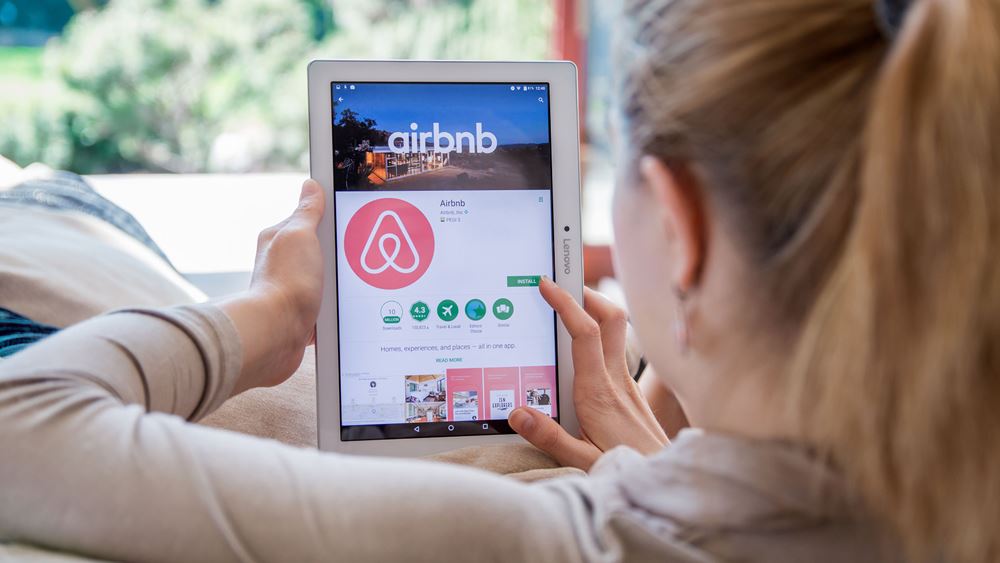 Άρον-άρον οι ιδιοκτήτες εγκαταλείπουν το Airbnb
