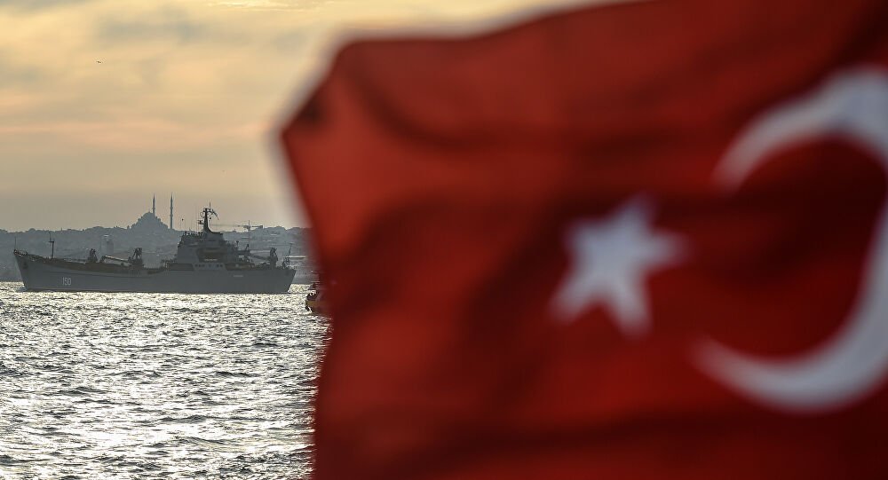 Συρίγος στο Sputnik: Έτσι θα συνεχίσει τις προκλήσεις η Τουρκία