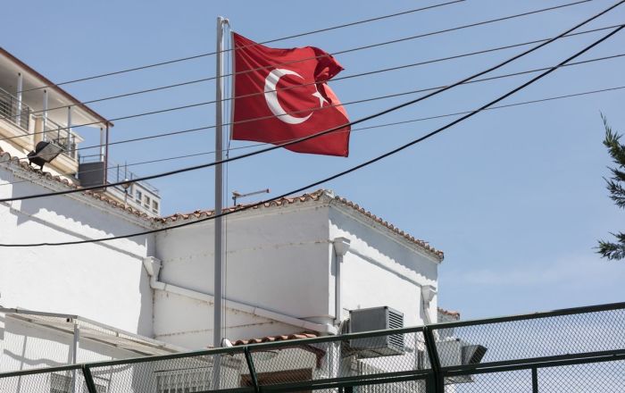 Τούρκος δώρισε εξοπλισμό 300.000 ευρώ στο ΕΣΥ μέσω της Εκκλησίας