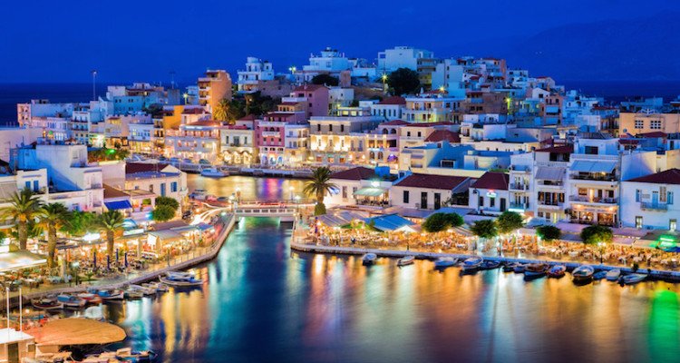 Κορωνοϊός: Η Bild προτείνει Ελλάδα για διακοπές