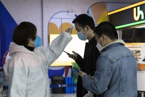 Πολύ αποτελεσματικά αντισώματα κατά του κορονοϊού απομόνωσαν Κινέζοι επιστήμονες
