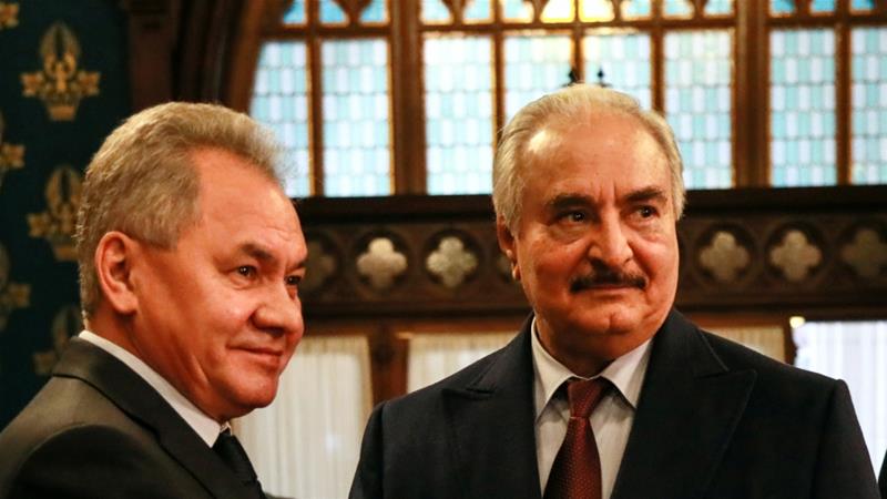 Μόσχα και Αγκυρα ξαναμοιράζουν την τράπουλα στη Λιβύη – Ποια η σχέση του Χαφτάρ με τη Ρωσία