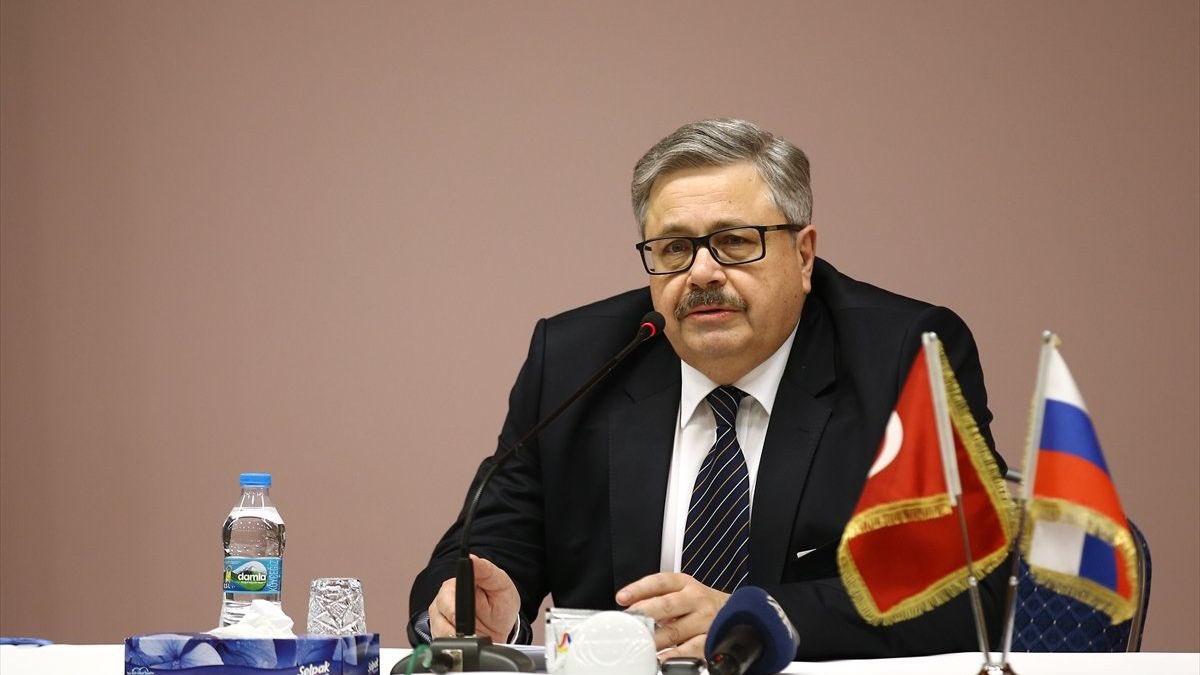 Ρώσος πρέσβης στην Τουρκία: «Χρησιμοποιήστε τους S-400 για να μεταφέρετε και πατάτες αν θέλετε»