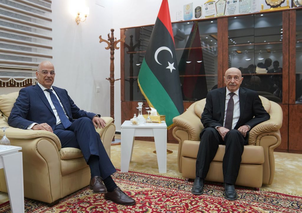 Επίσκεψη Δένδια στη Λιβύη: «Ναι» σε άνοιγμα ελληνικού προξενείου και σε νέα συμφωνία για την ΑΟΖ