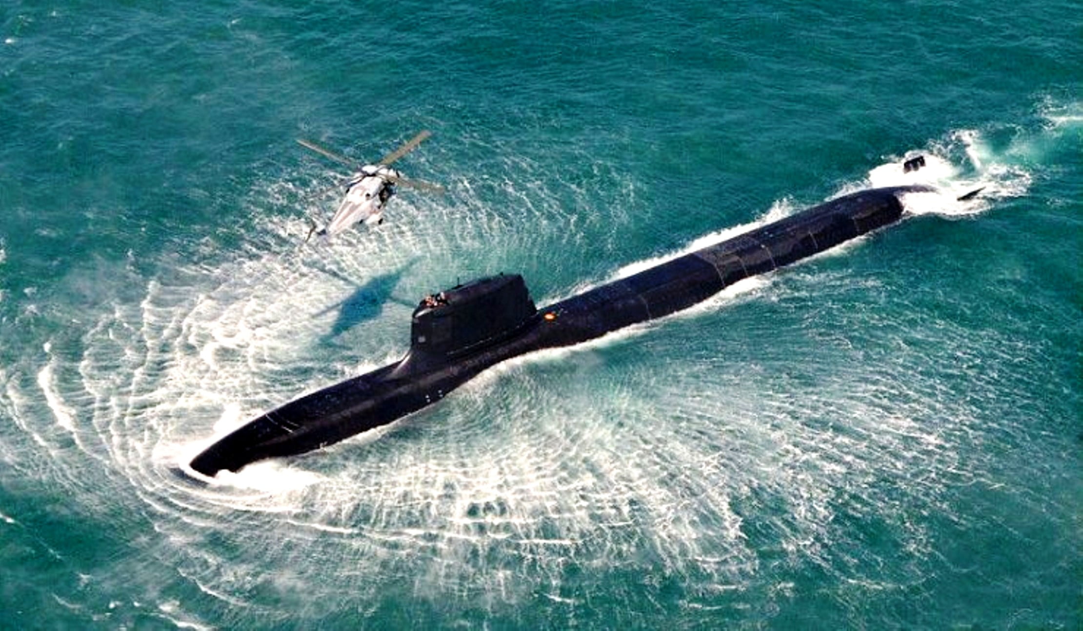 Από τον Ινφογνώμονα στο Fort-Russ της Ρωσίας με αγάπη: How A Greek Helicopter Trolled An Invading Turkish Submarine Into Submission While Playing A Beatles Song