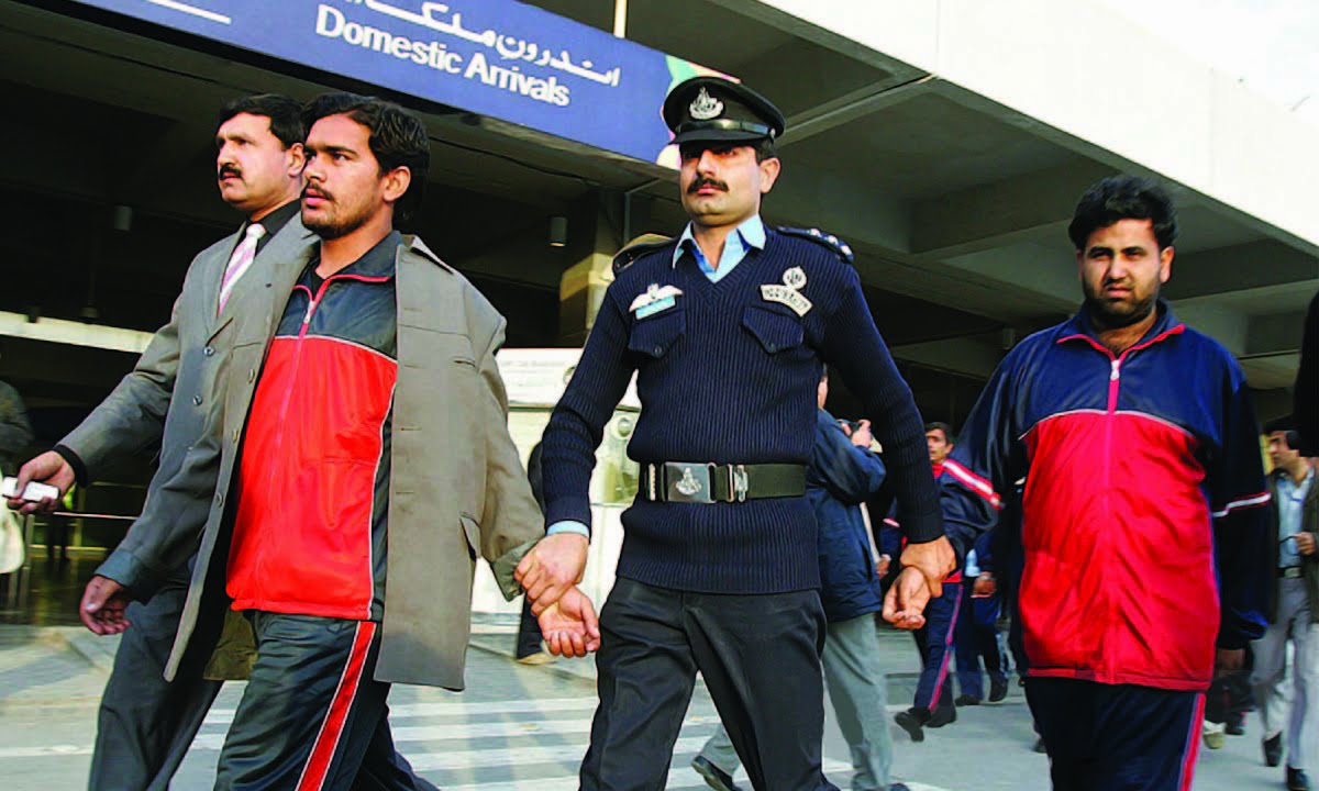 Το Πακιστάν συλλαμβάνει 35 υπηκόους του που εισήλθαν παρανόμως στην Τουρκία