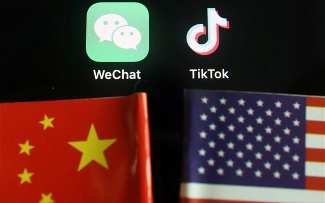 «Πόλεμος» Τραμπ εναντίον TikTok και WeChat, με διατάγματα απαγόρευσής τους