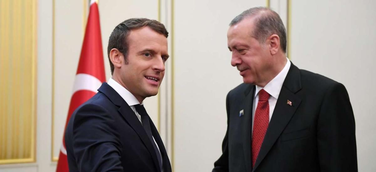 Bloomberg: Ο Ερντογάν ζήτησε από τον Μακρόν αντιαεροπορικό σύστημα, για να εξαγοράσει τη στήριξή του