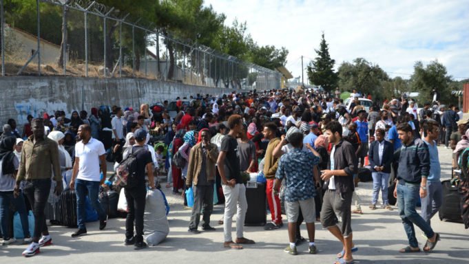 Απέραντο hot spot μεταναστών θέλει την Ελλάδα η Ευρωπαϊκή Ένωση
