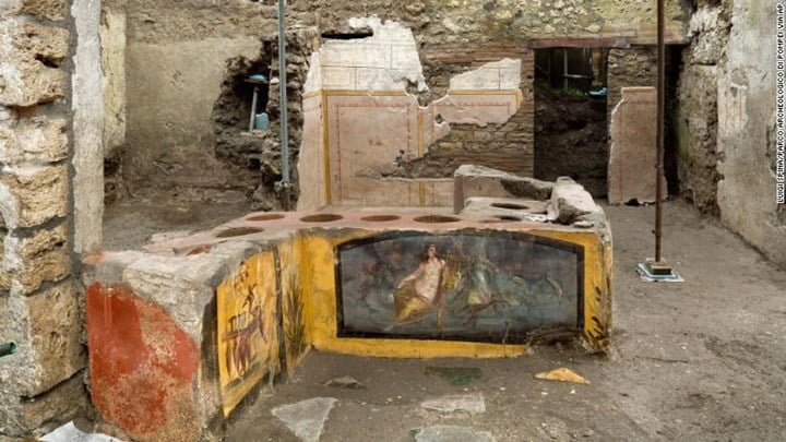 Iστορική ανακάλυψη στην Πομπηία: Άθικτο “fast food” κάτω από τις στάχτες