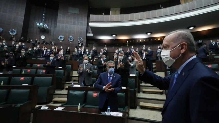Τουρκικό Κοινοβούλιο: Απορρίπτουμε τις κυρώσεις των ΗΠΑ, θα προασπίσουμε την εθνική ασφάλειά μας