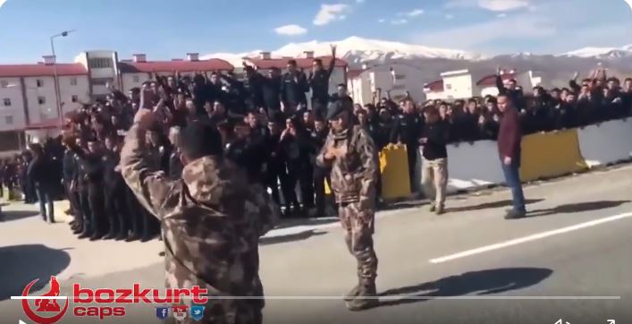 Οι συμμορίες των “Γκρίζων Λύκων” έχουν αλώσει την τουρκική αστυνομία (βίντεο)