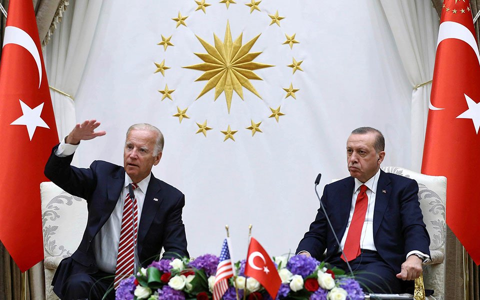 Στα άκρα οι σχέσεις Τουρκίας – ΗΠΑ: Κλήθηκε για εξηγήσεις ο Αμερικανός πρέσβης