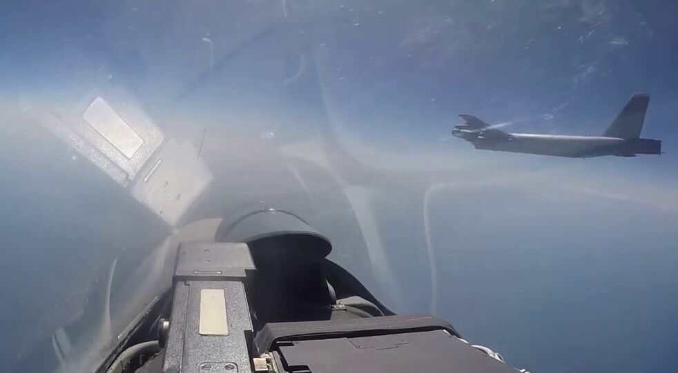 Ρωσικά Su-27 αναχαίτισαν γαλλικά αεροσκάφη πάνω από τoν Εύξεινο Πόντο
