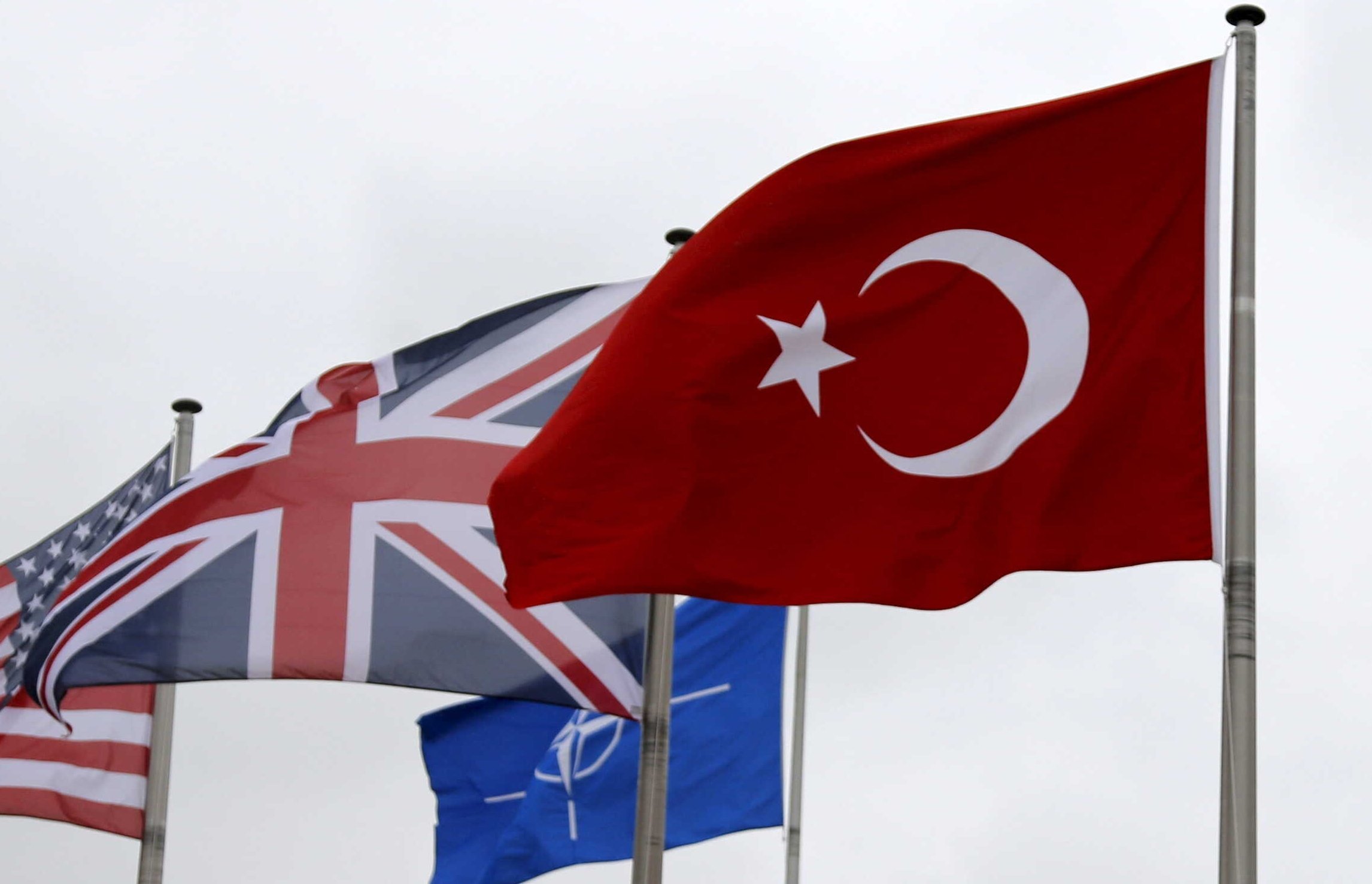 Βρετανικό «lockdown» και περίσφιξη της Κυπριακής Δημοκρατίας, ενόψει Πενταμερούς