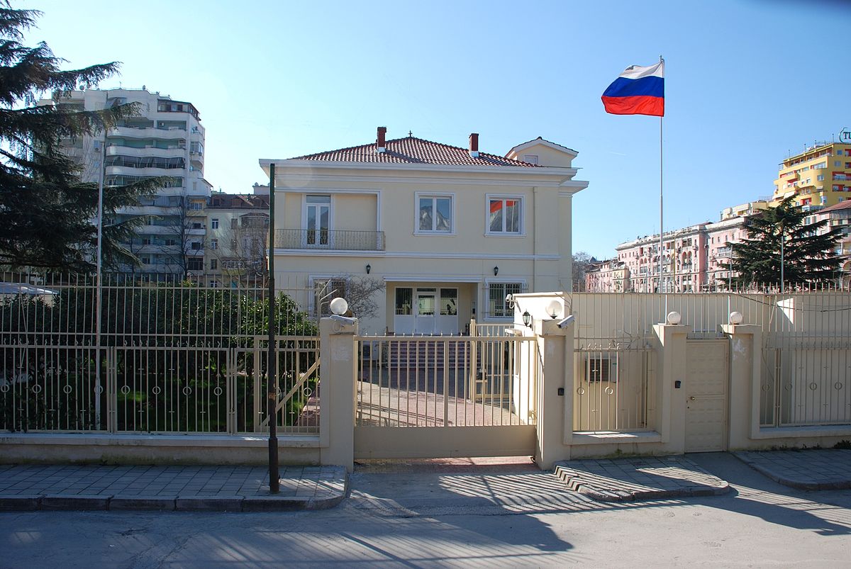 Τα παιχνίδια κατασκοπείας και απελάσεις Ρώσων διπλωματών στα Βαλκάνια