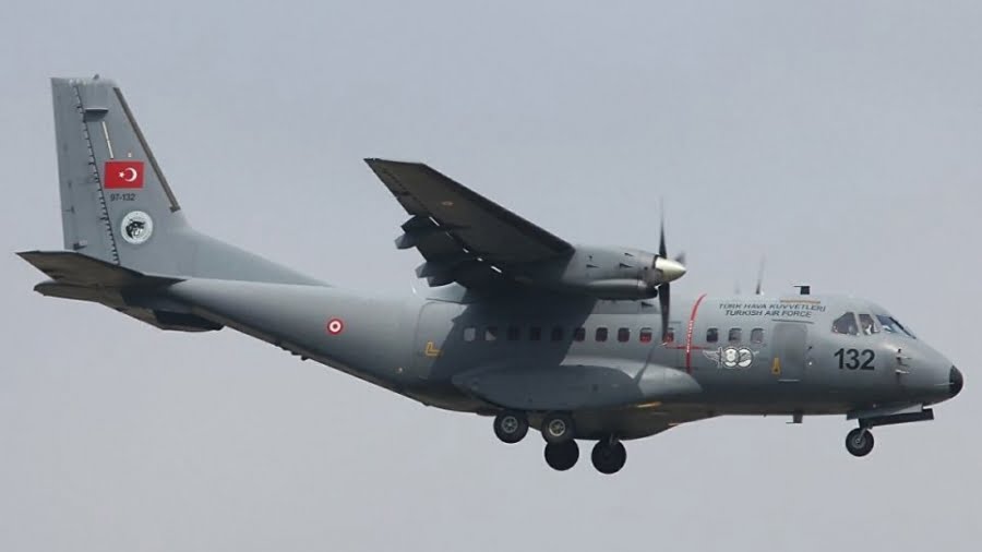 Μπαράζ 28 “φιλικών” παραβιάσεων από τουρκικό κατασκοπευτικό αεροπλάνο