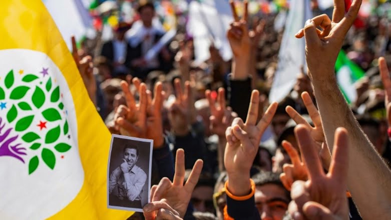 Μια νέα σκληρή δικτατορία στους κόλπους του ΝΑΤΟ, απαγορεύει το φιλοκουρδικό κόμμα HDP