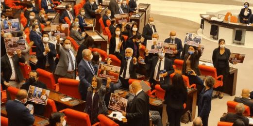 Υπόθεση κλεισίματος HDP στην Τουρκία: Αποτελεί μεταρρύθμιση της δημοκρατίας;