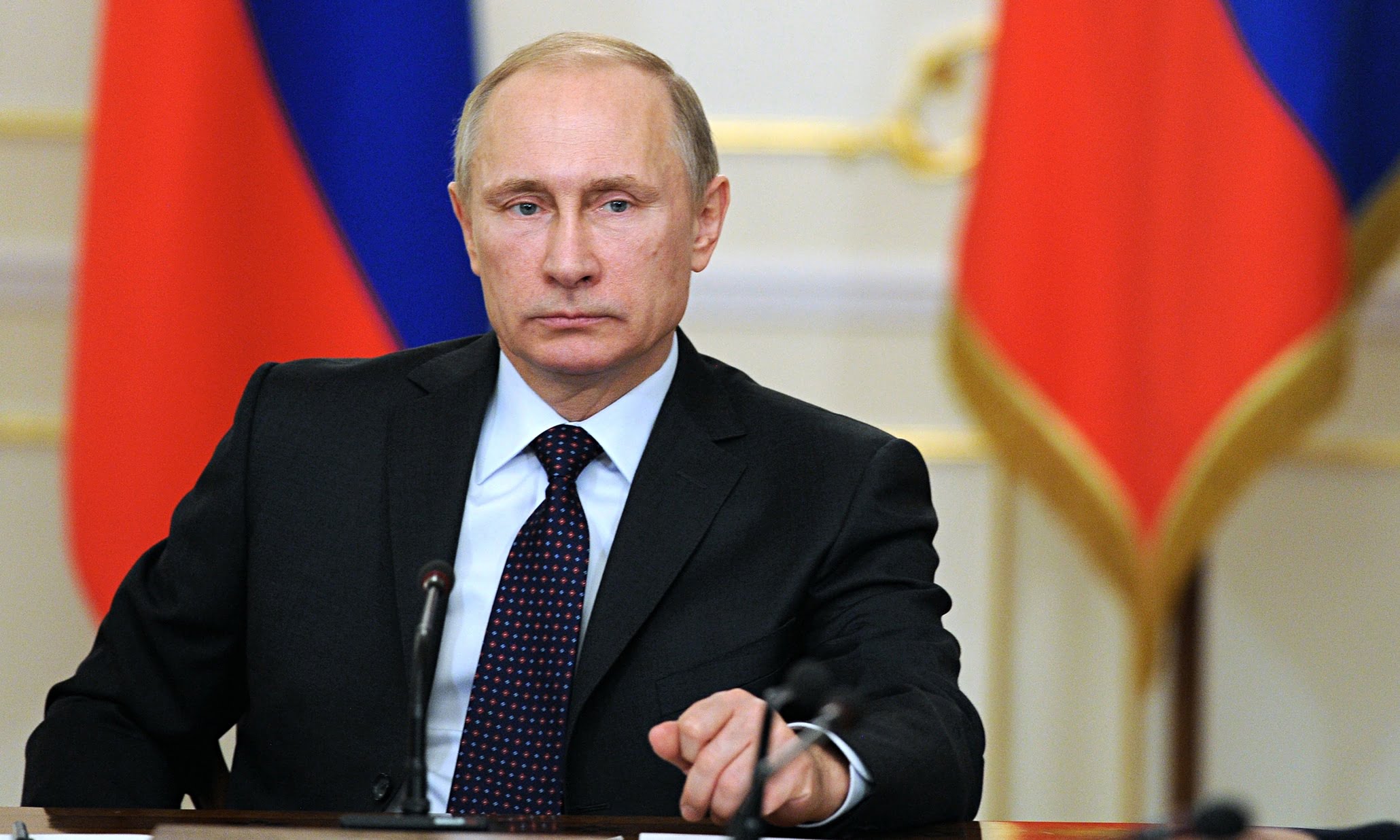 Ρωσία: Το Κρεμλίνο προειδοποιεί την Δύση κατά οποιασδήποτε στρατιωτικής ανάμειξης στην Ουκρανία