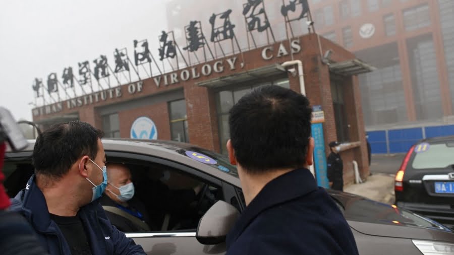 Wall Street Journal: Διέφυγε από εργαστήριο της Κίνας ο κορωνοϊός;